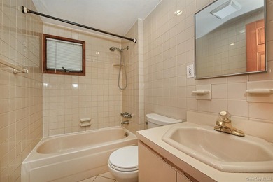 Welcome to this spacious five bedroom, three bath home - photo 22