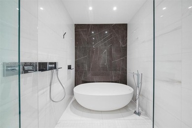 Live the ultimate Miami lifestyle where architecture, luxury