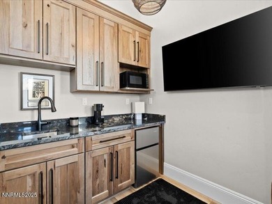 VIEWS VIEWS VIEWS. Luxury Franktown Estate with Sweeping Golf & - photo 29