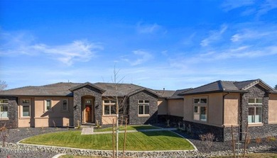 VIEWS VIEWS VIEWS. Luxury Franktown Estate with Sweeping Golf & - photo 40