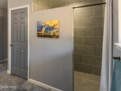 Get out that ''Dream Check List'' of yours as this 4 bed/3 - photo 44