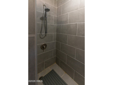 Get out that ''Dream Check List'' of yours as this 4 bed/3 - photo 45