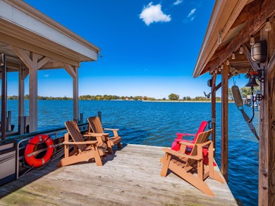 Buckeye Lake Home For Sale in Millersport Ohio