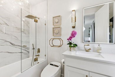 Welcome Home to this rare jewel in the heart of Westlake! Set on - photo 20