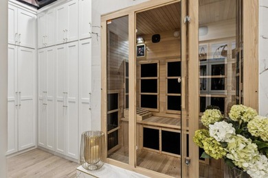 Welcome Home to this rare jewel in the heart of Westlake! Set on - photo 25