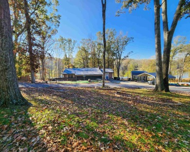 Lake Home For Sale in Cadiz, Kentucky