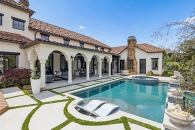 Welcome Home to this rare jewel in the heart of Westlake! Set on - photo 31