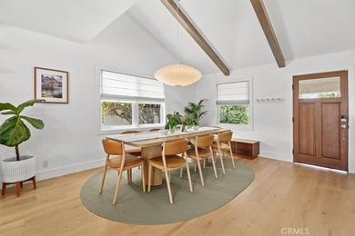 Experience the perfect blend of timeless design, modern comfort - photo 6