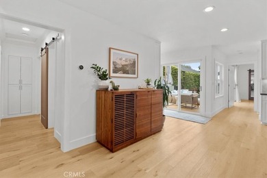 Experience the perfect blend of timeless design, modern comfort - photo 10
