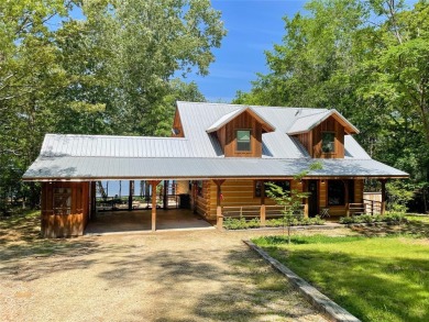 Gorgeous 2, 2, 2-WATERFRONT Log Home in the exclusive & gated - Lake Home For Sale in Leesburg, Texas