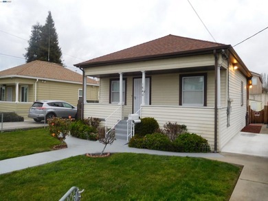 Excellent investment opportunity in San Leandro! This duplex - photo 3