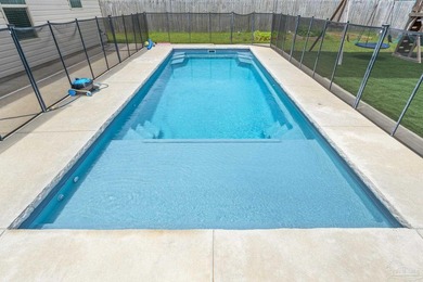 Welcome to this beautifully maintained newer construction home - photo 14