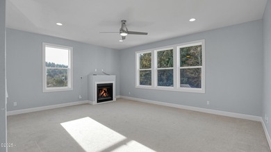Beautiful 2018 Garden Estates custom home with 2 master suites - photo 15