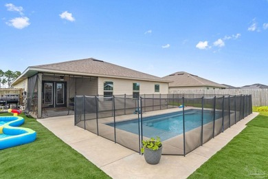 Welcome to this beautifully maintained newer construction home - photo 15