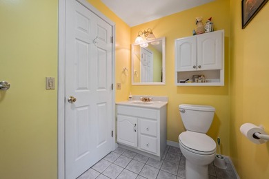 Charming 3 bedroom, 2 bath home set privately on 1+ acre in - photo 19