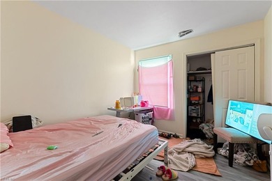 Well maintained, tenant occupied 1,275 sf, 3-bedroom, 2.5 bath - photo 19
