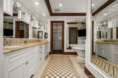Discover an extraordinary custom-built Naples Island estate - photo 28