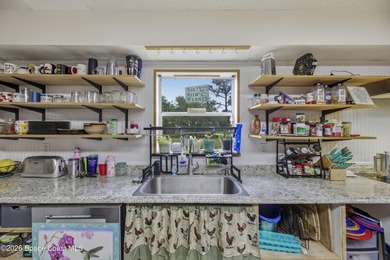 Discover the perfect blend of space, privacy, and opportunity - photo 11
