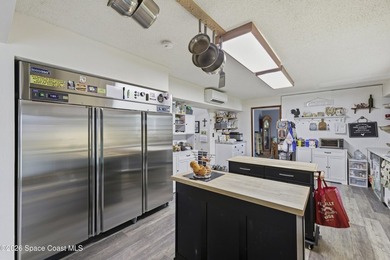 Discover the perfect blend of space, privacy, and opportunity - photo 13