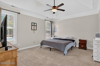 MOTIVATED SELLER OFFERING A 1 YEAR, 1% INTETREST RATE BUYDOWN!!! - photo 17