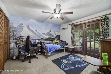 Discover the perfect blend of space, privacy, and opportunity - photo 20
