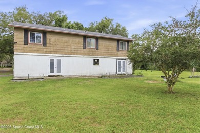 Discover the perfect blend of space, privacy, and opportunity - photo 41