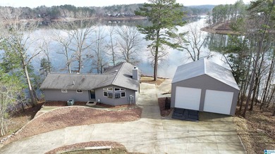 (pending lake) Home For Sale in Wedowee Alabama