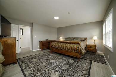 HUGE PRICE REDUCTION!!!!Recently remodeled 4BR/3BA lake home on - photo 7