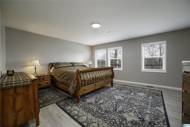 HUGE PRICE REDUCTION!!!!Recently remodeled 4BR/3BA lake home on - photo 8