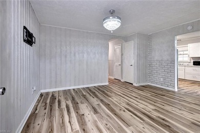 Welcome to this quaint ranch home in the Westover Place - photo 3