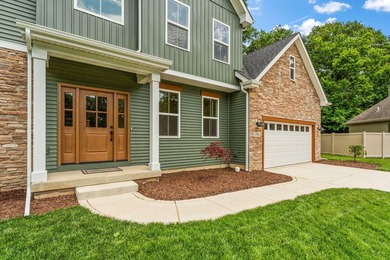 **INTERIOR PHOTOS COMING TOMORROW** Beautiful custom-built - photo 6