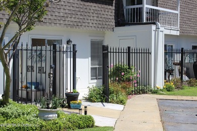 Wow! Updated condo with beautiful water views at sought after - photo 7