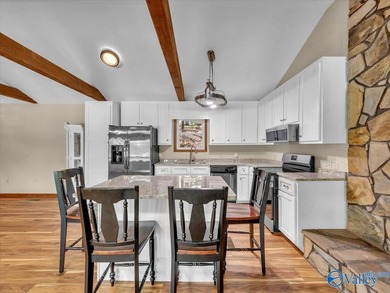 Nestled along the Elk River, 2-bed, 2-bath waterfront retreat - photo 14