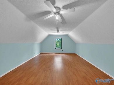 Nestled along the Elk River, 2-bed, 2-bath waterfront retreat - photo 27