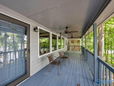 Nestled along the Elk River, 2-bed, 2-bath waterfront retreat - photo 30