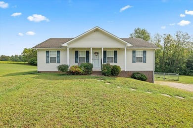 Center Hill Lake Home Sale Pending in Baxter Tennessee