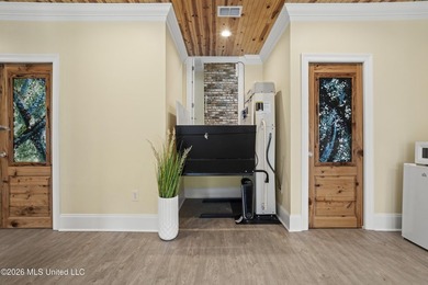 Nestled in the prestigious Bayou Oaks Subdivision - one of - photo 40
