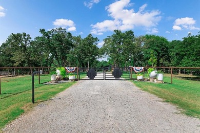 Experience the perfect blend of luxury living and country - photo 3