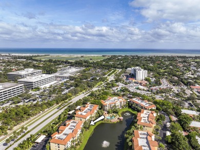 (private lake, pond, creek) Condo For Sale in Juno Beach Florida