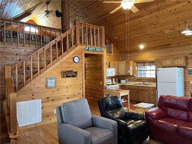 Secluded 3BR-2BA rustic Ozark Mountain log cabin on 15.93 acres - photo 6