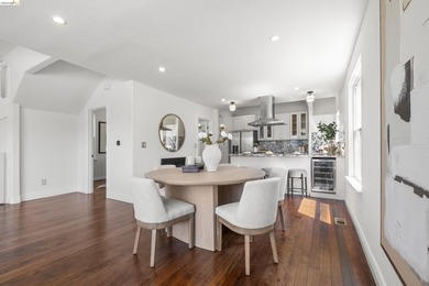 Beautifully updated while honoring its Edwardian roots, 3306 - photo 9