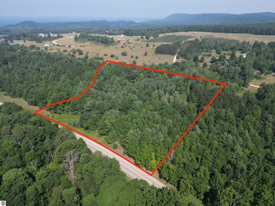 Lake Michigan - Leelanau County Acreage For Sale in Empire Michigan
