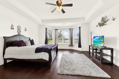 Experience luxury lakefront living with the convenience of the - photo 11