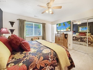 Welcome to this charming single-level home in Brookings, Oregon - photo 12