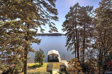 Weiss Lake Deep Water Retreat - Furnished | 2 Boat Slips | - photo 30