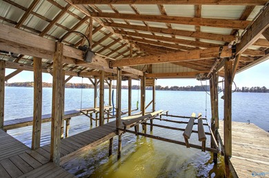 Weiss Lake Deep Water Retreat - Furnished | 2 Boat Slips | - photo 37