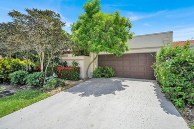 Welcome to this beautifully maintained corner lot 2-bedroom - photo 3