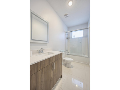 Dream Home in West Palm Beach! Welcome to 941 Fitch Dr - a - photo 3