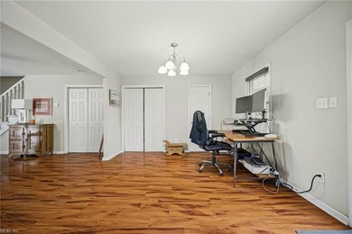 Beautifully updated 3-bedroom, 2.5-bath home offering over 2,100 - photo 9