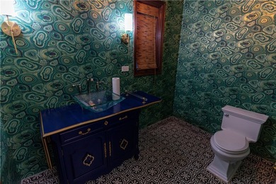 Stunning Historical Estate with Bay Views. Step into history - photo 16